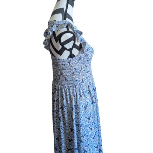 Code X Mode Blue Floral Ruffle Sleeve Smocked Bodice Midi Dress Size L - Picture 2 of 7